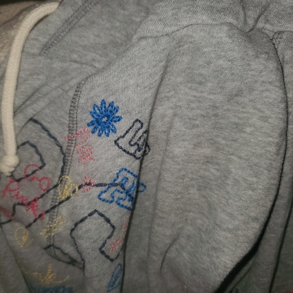 ☆ HTF vintage embroidered vs pink hoodie - Picture 13 of 15